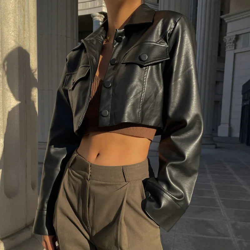 Jaqueta Feminina Cropped em Couro Genuino Femizza - Loja Femizza