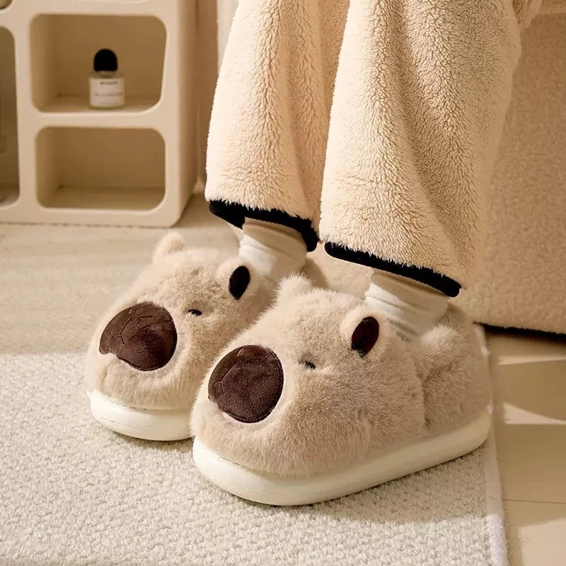 Pantufa de Pelúcia Capifofura Confortável e Antiderrapante - Loja Femizza
