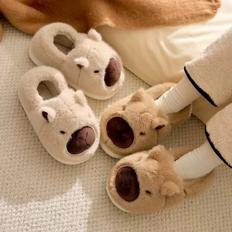 Pantufa de Pelúcia Capifofura Confortável e Antiderrapante - Loja Femizza